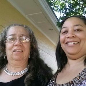 Meet your Posher, Edna